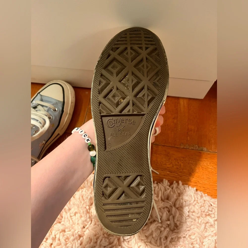 FINAL PRICE Limited Edition Chuck Taylor Converse Size 7 - Picture 5 of 5